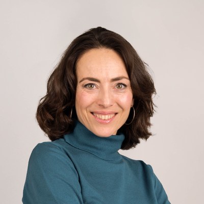 Dr. Luba Schoenig